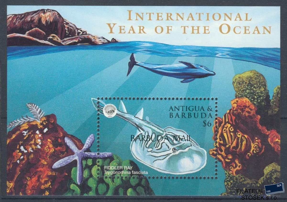 Barbuda známky Mi Blok 338 - Ryby
