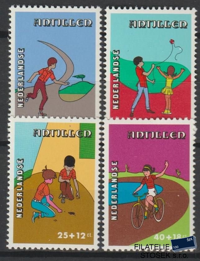Nederlandse Antillen známky Mi 374-77