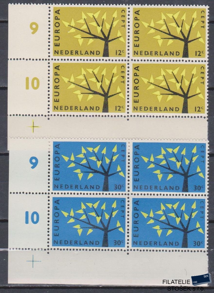 Holandsko známky Mi 782-83 4 Blok Rohový
