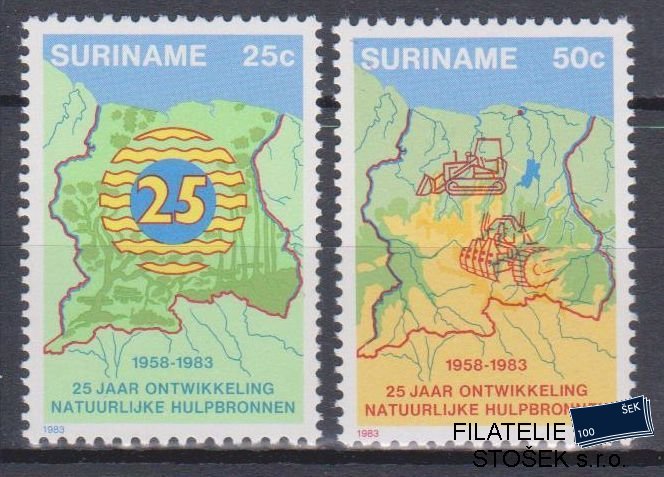 Surinam známky Mi 1038-39