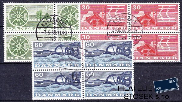 Dánsko známky Čtyřbloky Mi 378-80